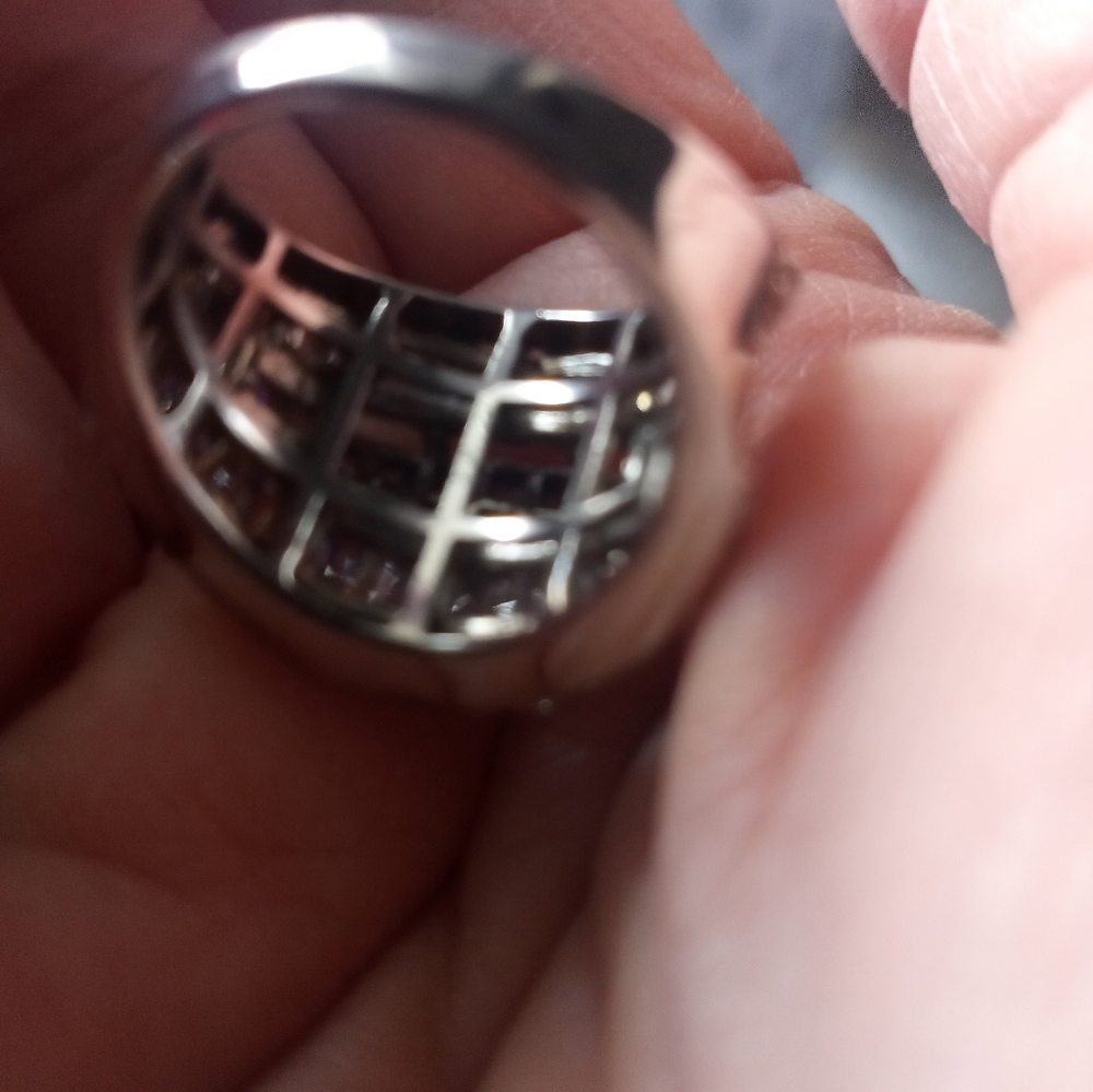 Wedding ring - Picture 3 of 5